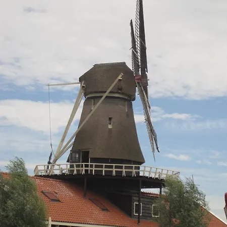 尤里卡休闲度假屋 * Sint Maartensvlotbrug