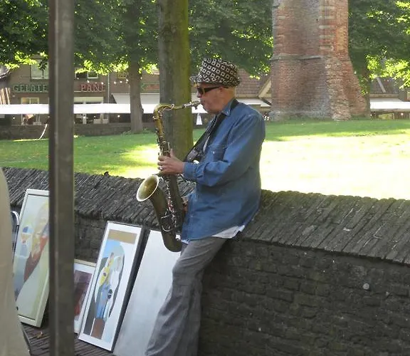 Recreatie Bungalow Eureka Hotel Sint Maartensvlotbrug